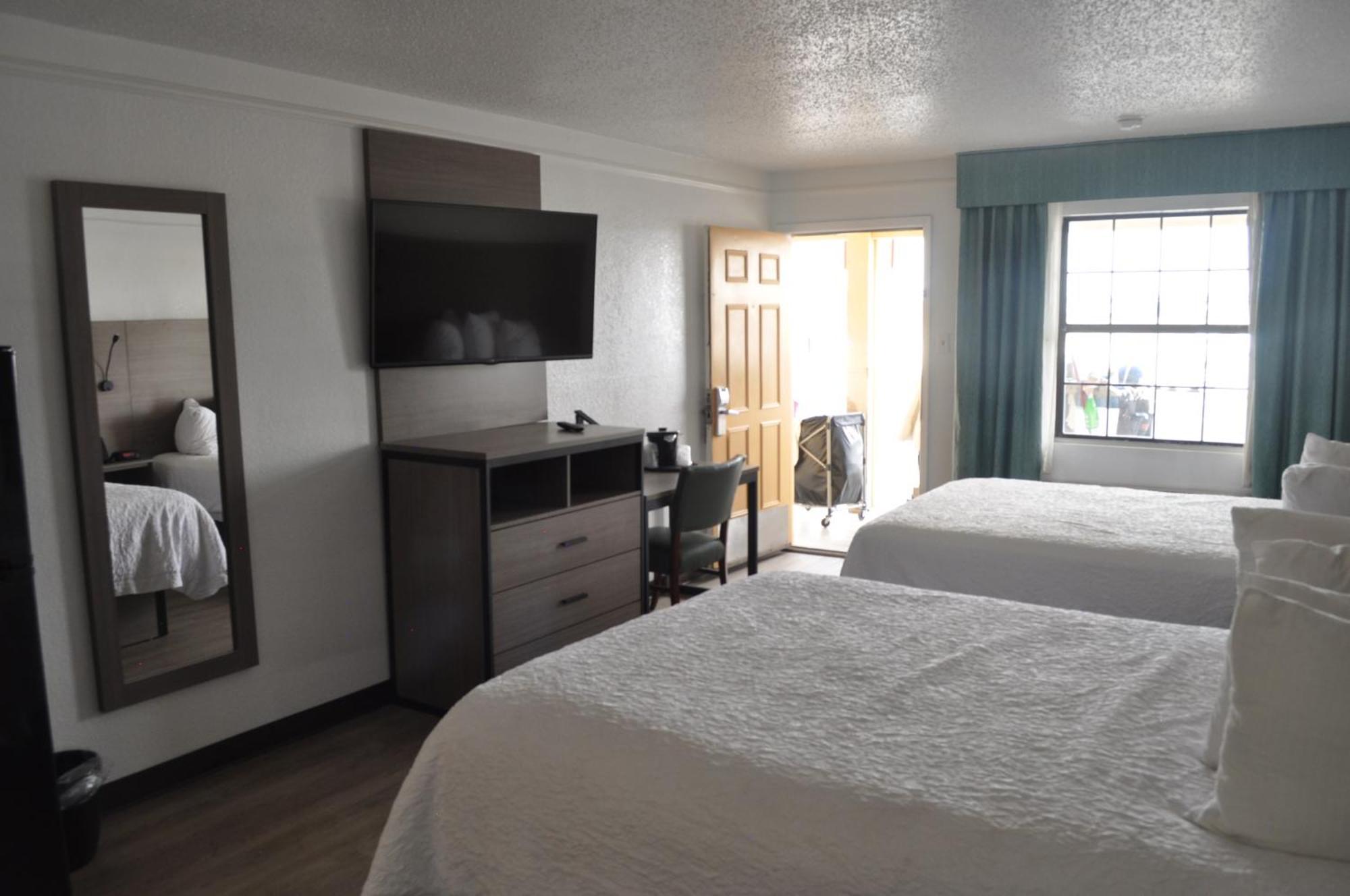 Baymont By Wyndham Hotel Fort Stockton Exterior photo